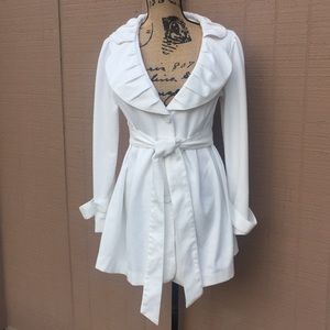 Sz S Fever Brand White Belted Coat EUC
